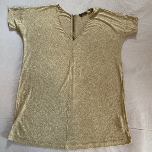 Dex short sleeve top with zipper back - Picture 4 of 6